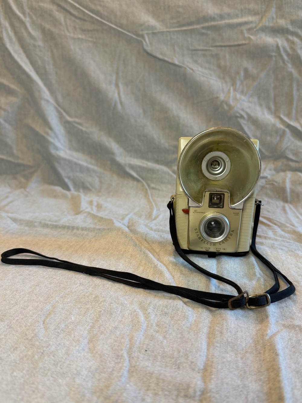 Kodak Brownie Starflash camera from the late 1950s. Cream color